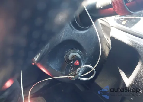 2014 Toyota 4Runner Trail z USA, uszkodzony, nr VIN JTEBU5JR2E5154979